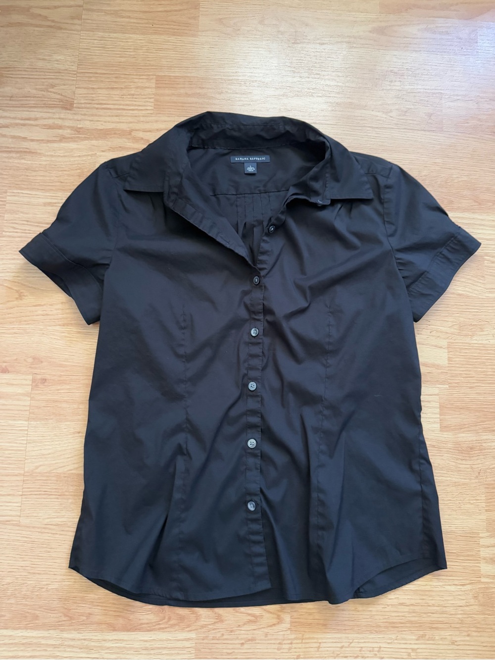Banana Republic Black Short Sleeve Button Down Shirt Size L Corporate Workwear